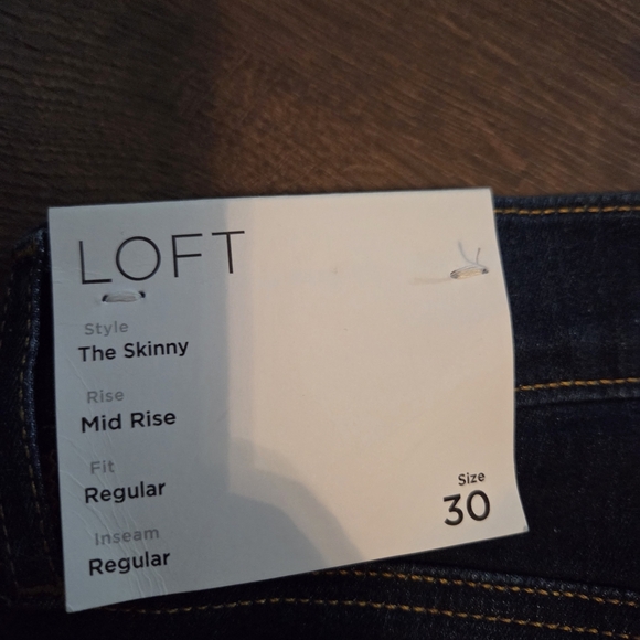 LOFT NWT Dark Blue Skinny Jeans - Picture 4 of 6